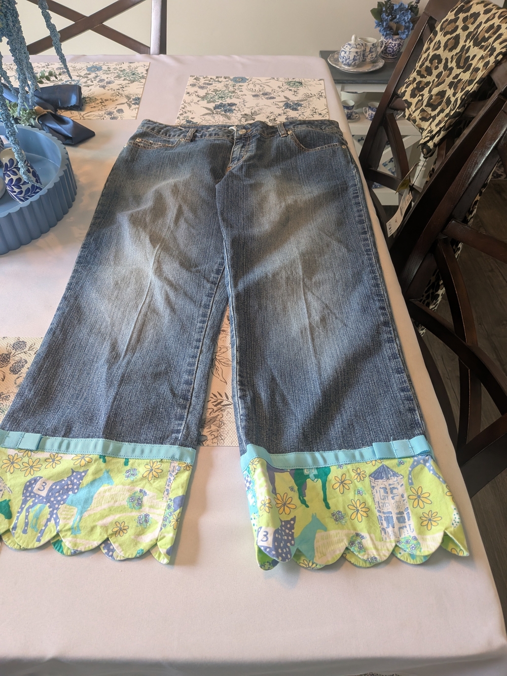 Lilly Pulitzer Wide-Leg Cropped Jeans With Designer Scalloped Hem